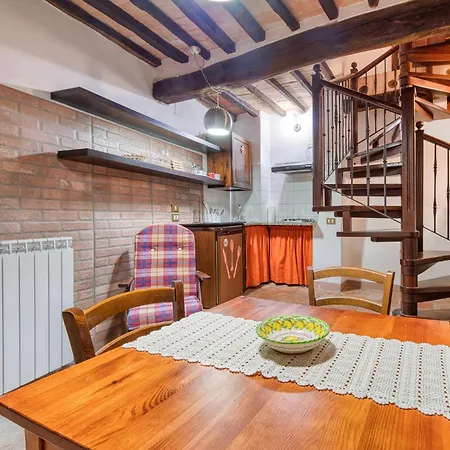 Guesthost - Cozy Apartments In Bagnaia * Bagnaia (Perugia)