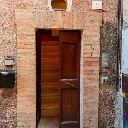 Guesthost - Cozy In Bagnaia Apartmán